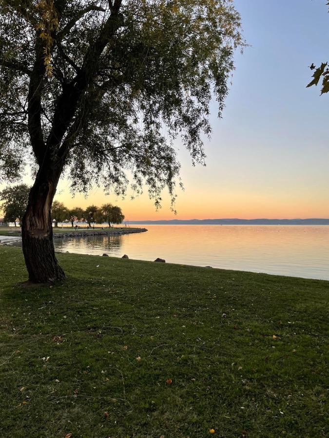 Bodnar Apartman Siofok Bagian luar foto